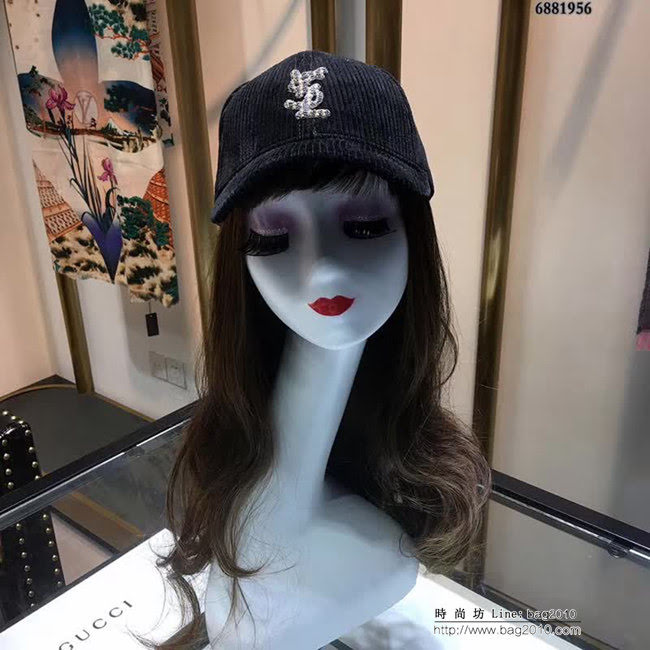 YSL聖羅蘭 跑量款 2018秋冬新款棒球帽 燈芯絨鴨舌帽 6881956 LLWJ6770